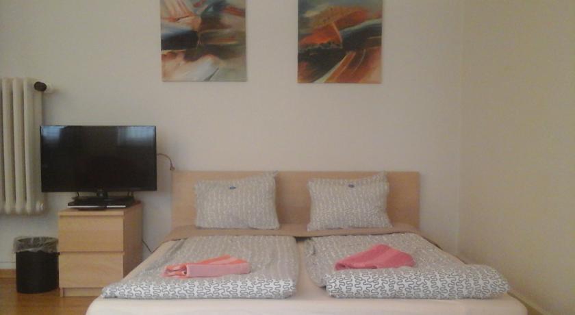 Garden Studio Apartment Zuerichberg Екстер'єр фото
